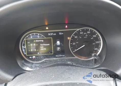 2019 Nissan Kicks Sr z USA, uszkodzony, nr VIN 3N1CP5CU5KL529571